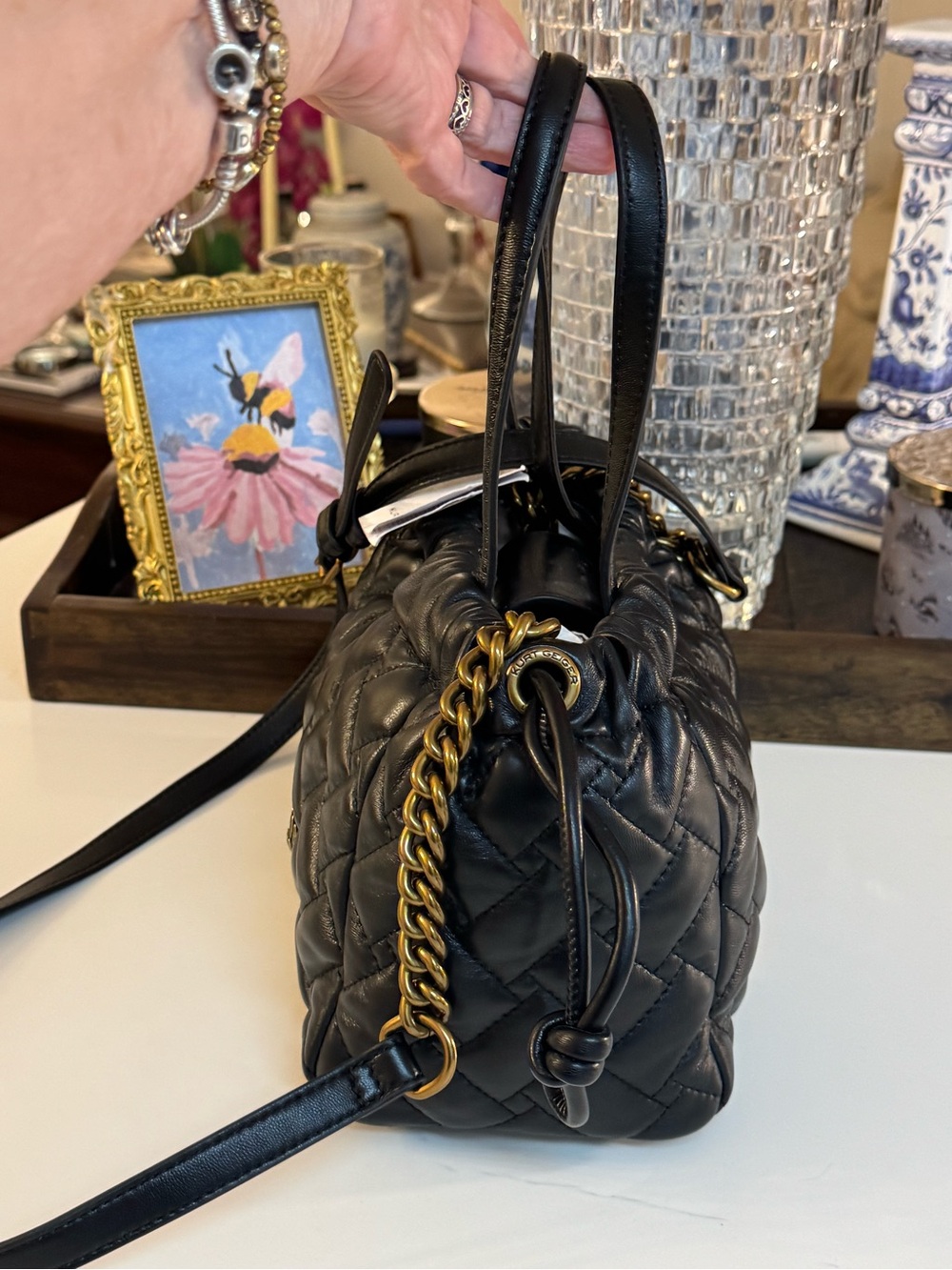 🖤 NWT KURT GEIGER SMALL KENSINGTON BLACK LEATHER DRAWSTRING BAG! - Picture 9 of 16